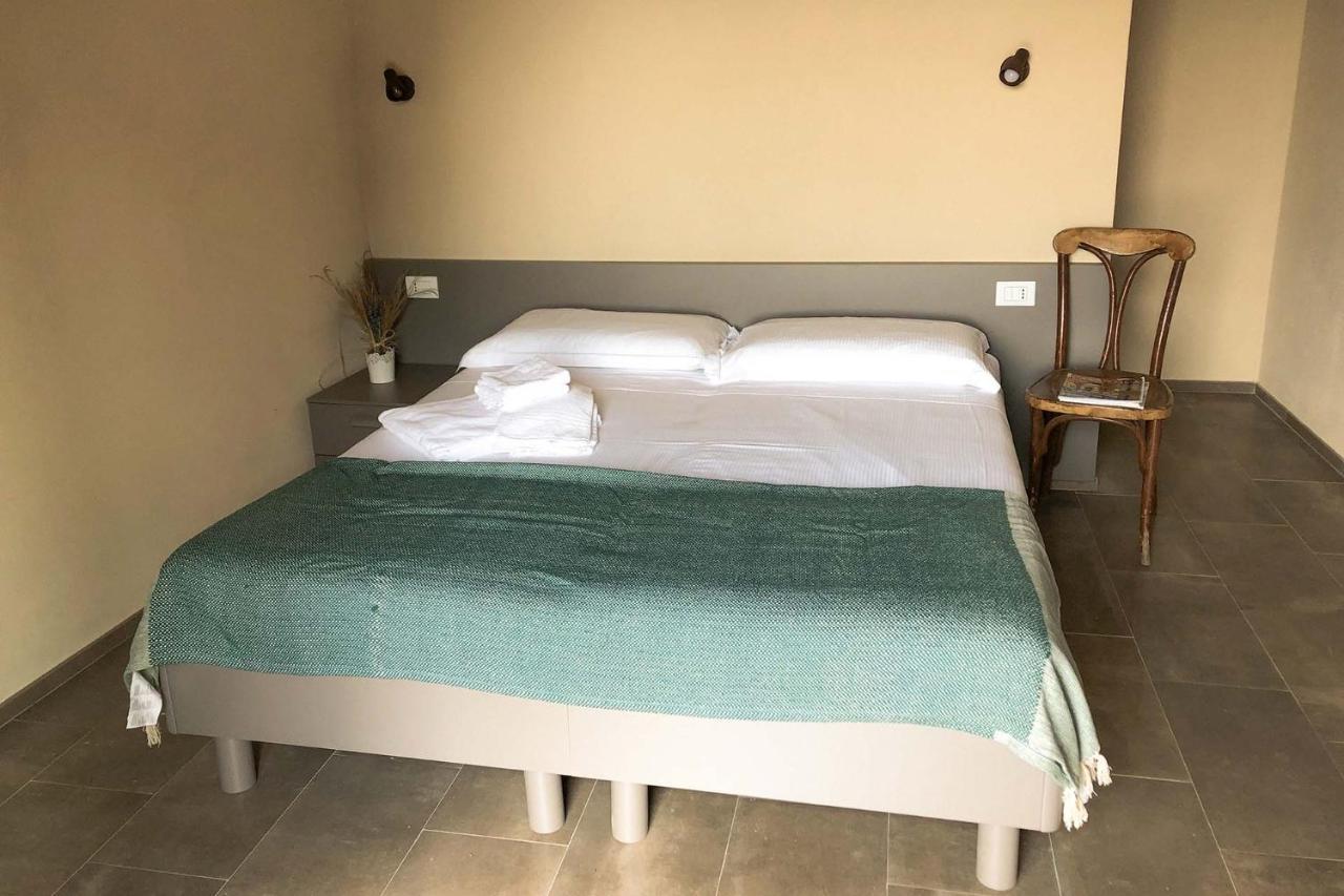 Agriturismo Cascina Cornelli 萨塞洛 外观 照片